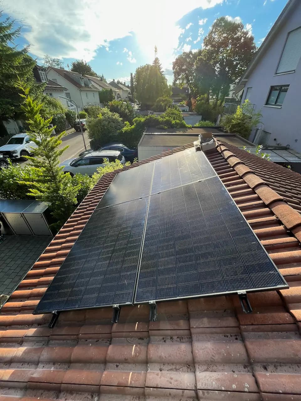 Solar-Installation auf Garagendach - Draufsicht Projekt 1